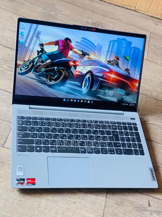 Laptop Lenovo IdeaPad 500S 8GB AMD Ryzen 5 SSD 256GB · Photo 4