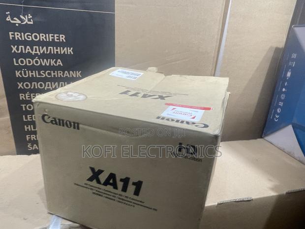 Canon XA11 | Professional HD Camcorder With High Performance · Photo 2