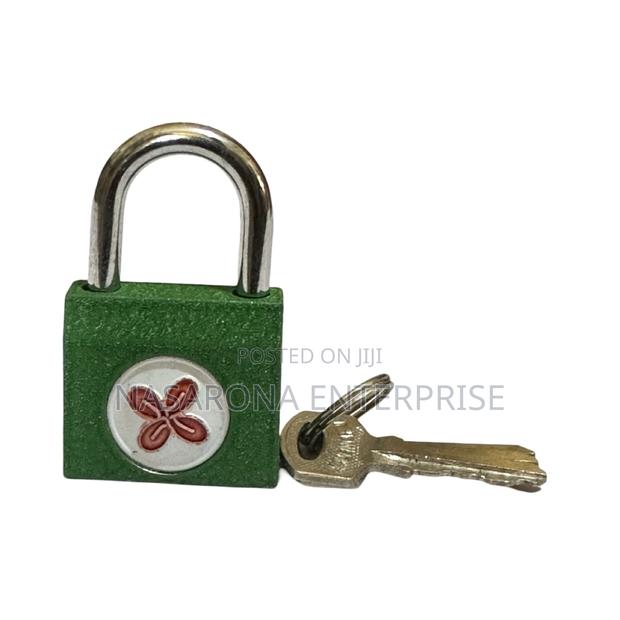 CH Side Open Padlock 30mm (12pcs) · Photo 3