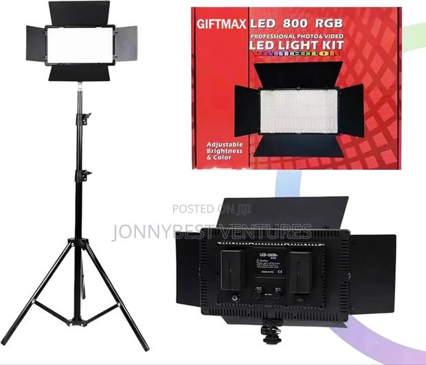 Pro LED 800 RGB Video Light Multicolor Video Light · Photo 4