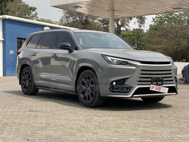 Lexus TX TX 500h AWD 2024 Gray