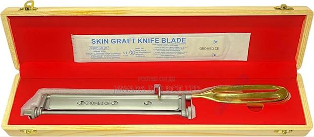 Skin Grafting Knife Handle, Golden Handle , With 1 Blade · Photo 4