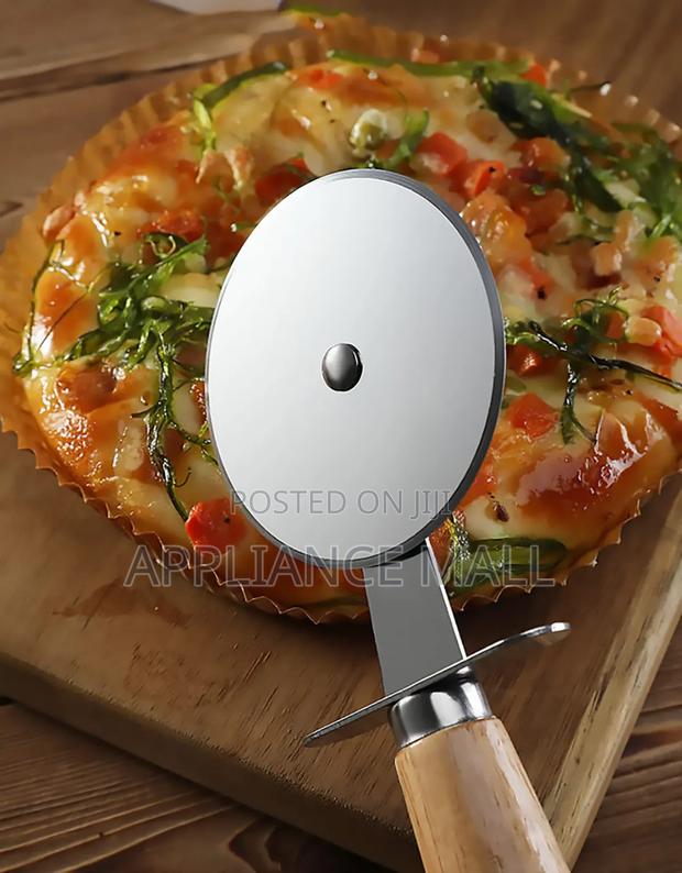 Pizza Cutter Set photo 3