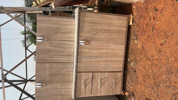 5 Ft Top and Down Cabinets · Photo 2