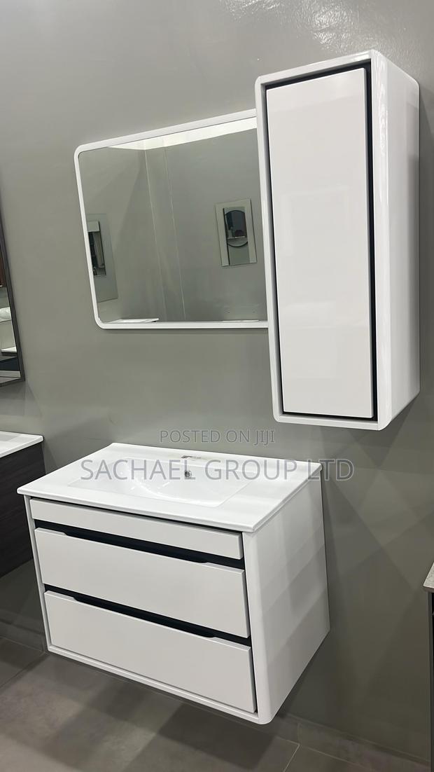 Stylish Cabinet Basin · Photo 2