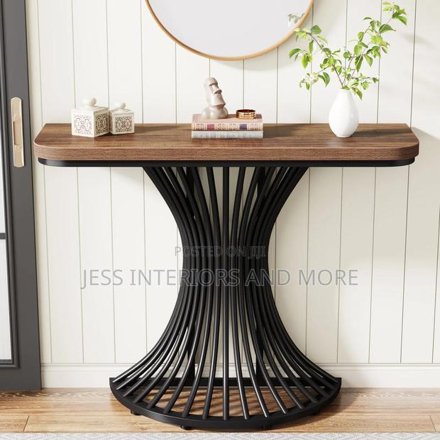 Console Table (Brown) · Photo 4