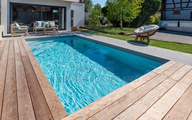 Luxury Swimming Pool Design · Photo 3