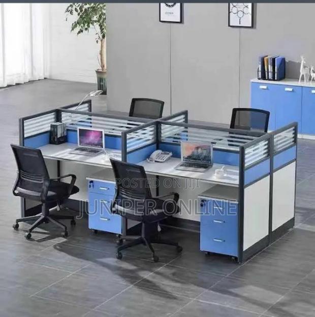 Workstation 4 in 1 Denii Aftii · Photo 1