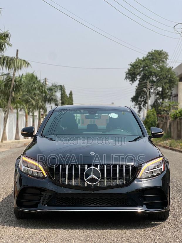 Mercedes-Benz C300 2020 Black