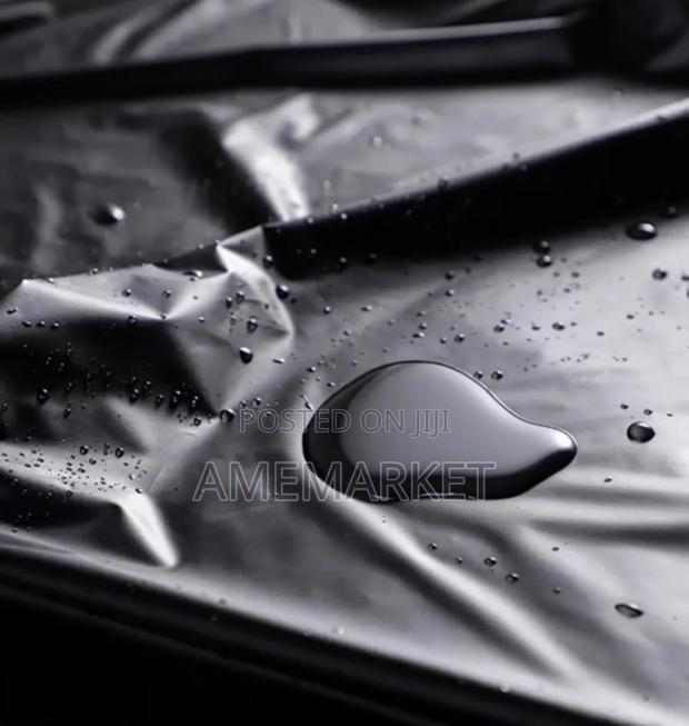 Waterproof Fitted Bed Sheet Mattress Cover · Photo 4