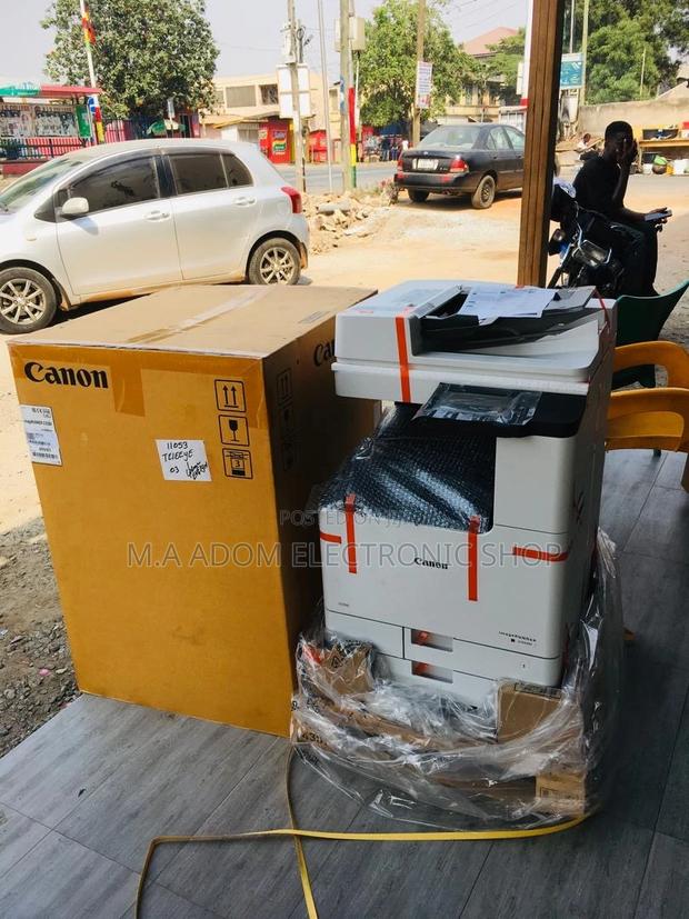 Imagerunner C3326i:Professional Results,Simplified Workflow · Photo 2