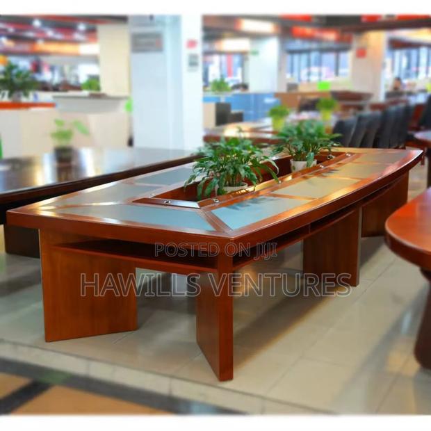 Conference Table · Photo 2