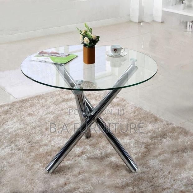 Dining Table · Photo 2