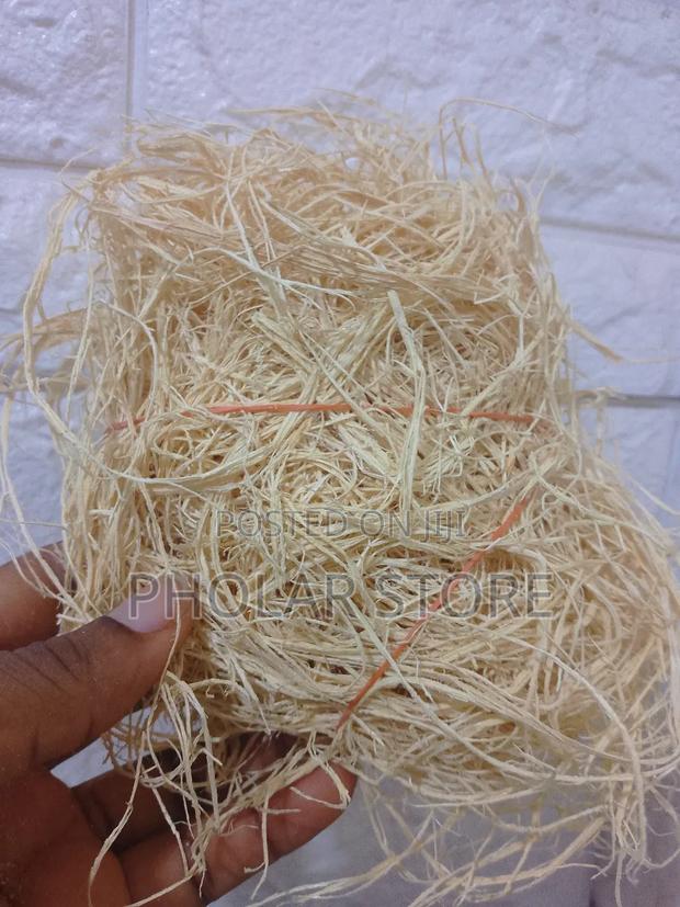 Local Sponge ( African Wooden Sponge) 7 Pieces in One Pack · Photo 3