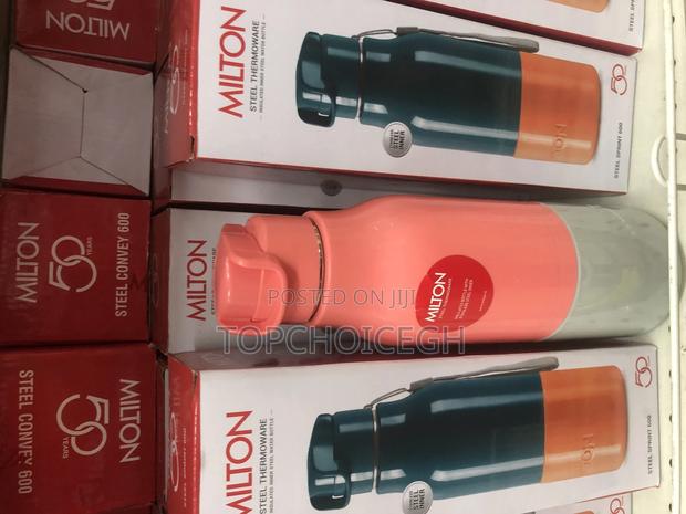Insulated Water Bottle · Photo 4