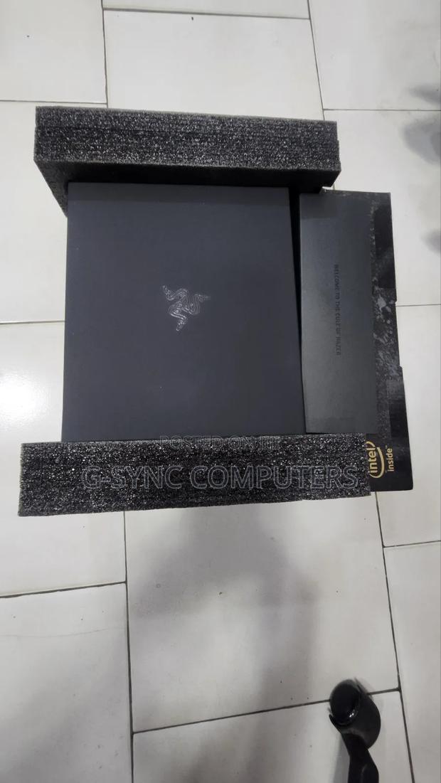 Laptop Razer Blade Advanced 32GB Intel Core I7 SSD 512GB photo 10