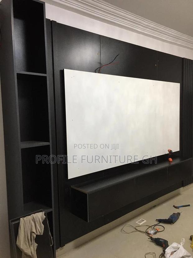 MBF Wall Mount Tv Console · Photo 3