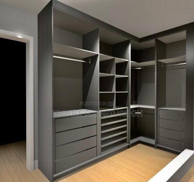 Foreign Plywood Wardrobe Closet · Photo 2