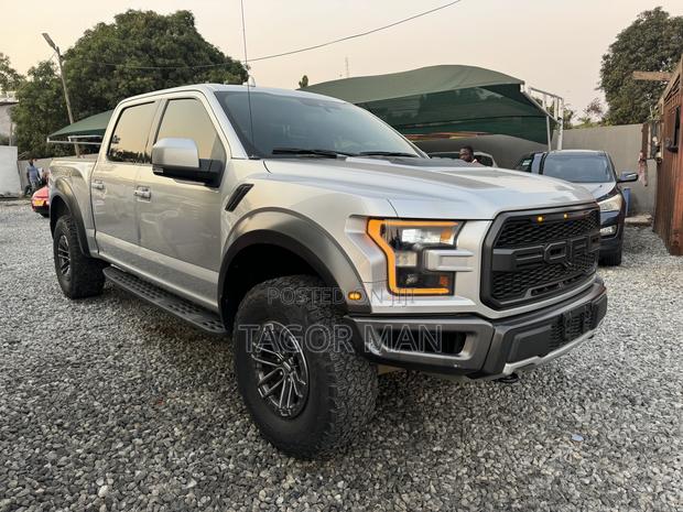 Ford F-150 2020 Silver