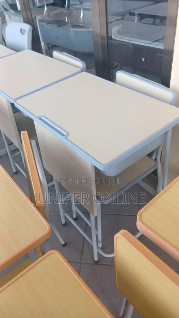 School Desk Table and Chair Sempei · Photo 3