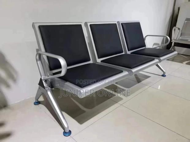 Visitors/ Waiting Chair Black Kence · Photo 2