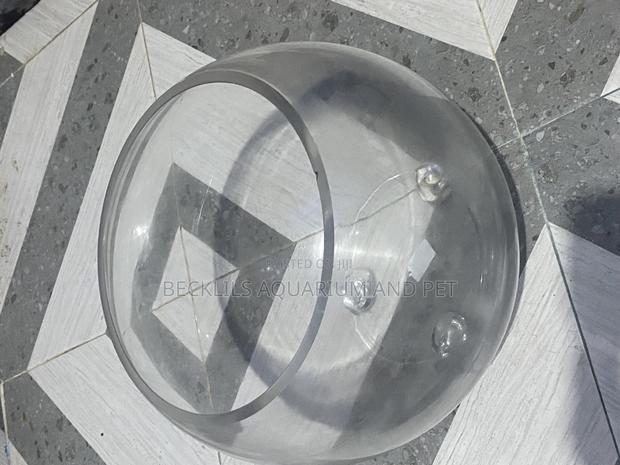 16 Liters Round Fish Bowl · Photo 3