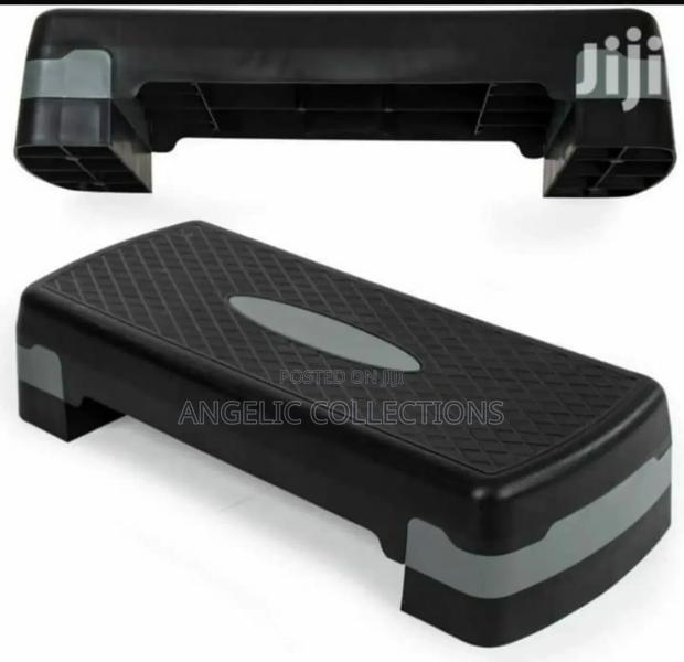 Aerobics Stepper-Adjustable · Photo 3