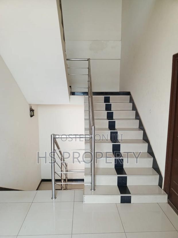 Furnished 3bdrm Apartment in Dzorwulu for rent photo 16