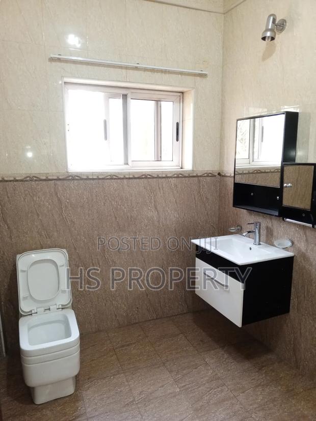 Furnished 3bdrm Apartment in Dzorwulu for rent photo 13