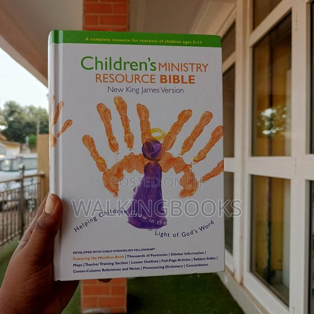 Children's Ministry Resource Bible · Photo 4