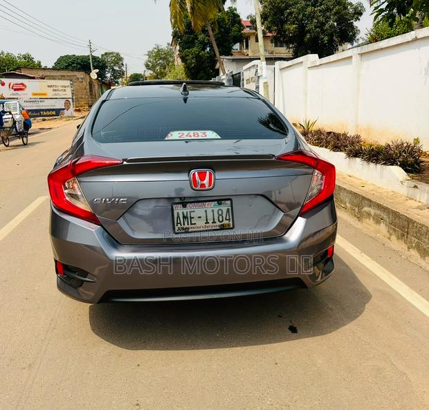 Honda Civic EX-T 4dr Sedan (1.5L 4cyl) 2017 Gray