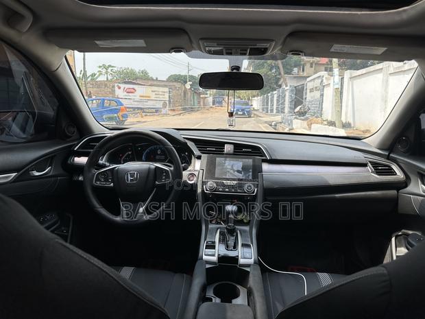 Honda Civic EX-T 4dr Sedan (1.5L 4cyl) 2017 Gray