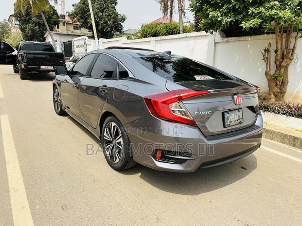 Honda Civic EX-T 4dr Sedan (1.5L 4cyl) 2017 Gray