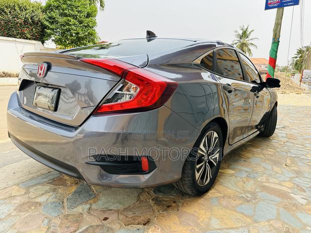 Honda Civic EX-T 4dr Sedan (1.5L 4cyl) 2017 Gray
