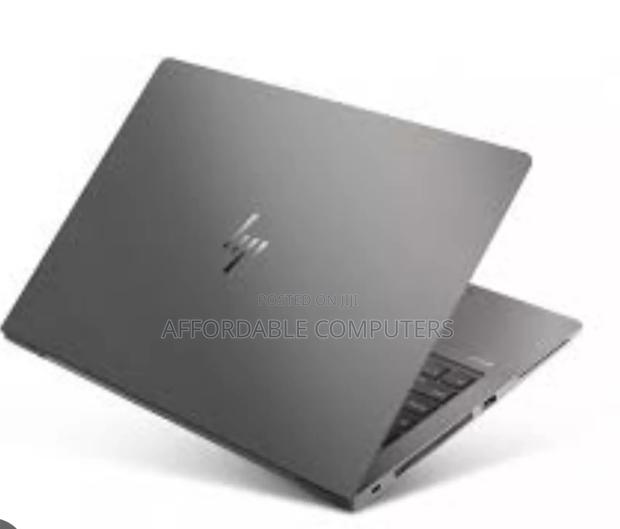 New Laptop HP ZBook 17 G6 16GB Intel Core I7 SSD 512GB · Photo 4