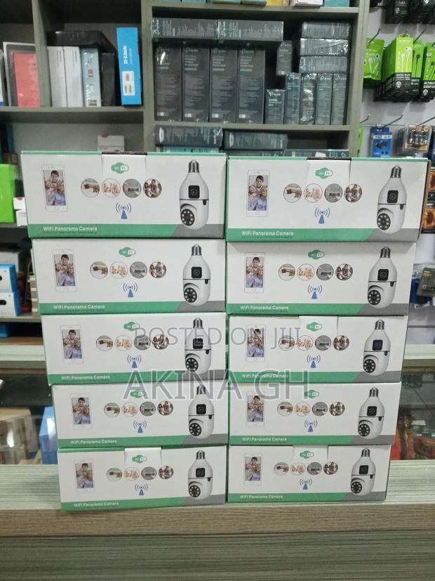 Dual Lens PTZ Wifi Bulb Camera Double Lens · Photo 2
