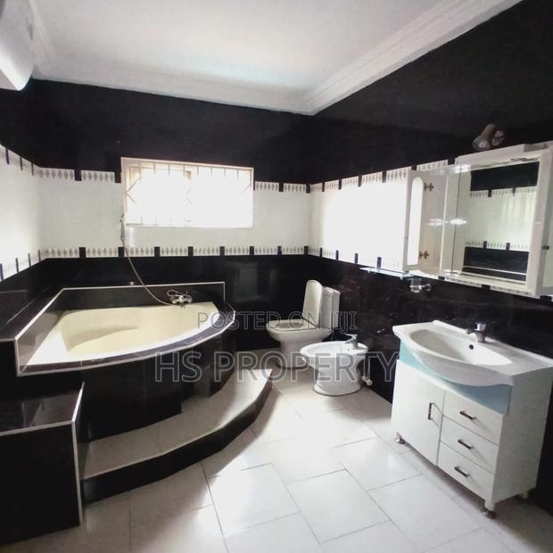 4bdrm House in Airport Residential Area for rent photo 9