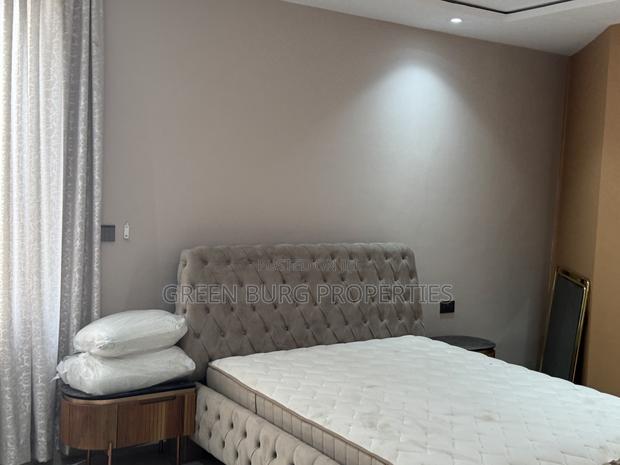 Furnished 6bdrm Mansion in Green, East Legon for sale photo 12