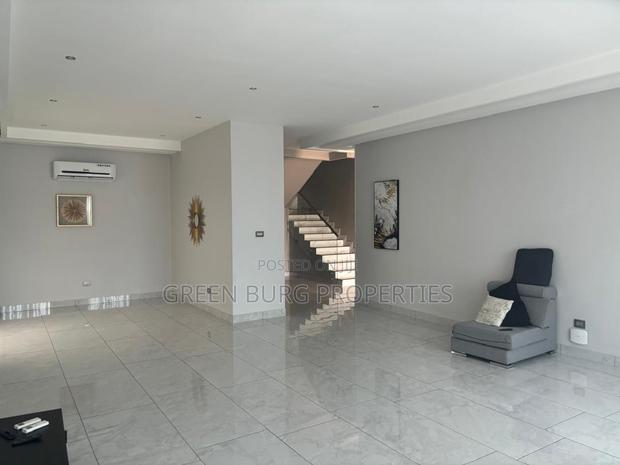 5bdrm House in East Legon for rent photo 20