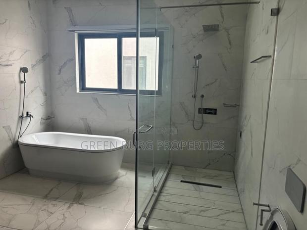 5bdrm House in East Legon for rent photo 6