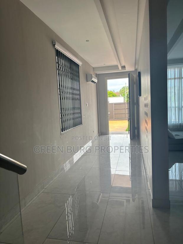 5bdrm House in East Legon for rent photo 16