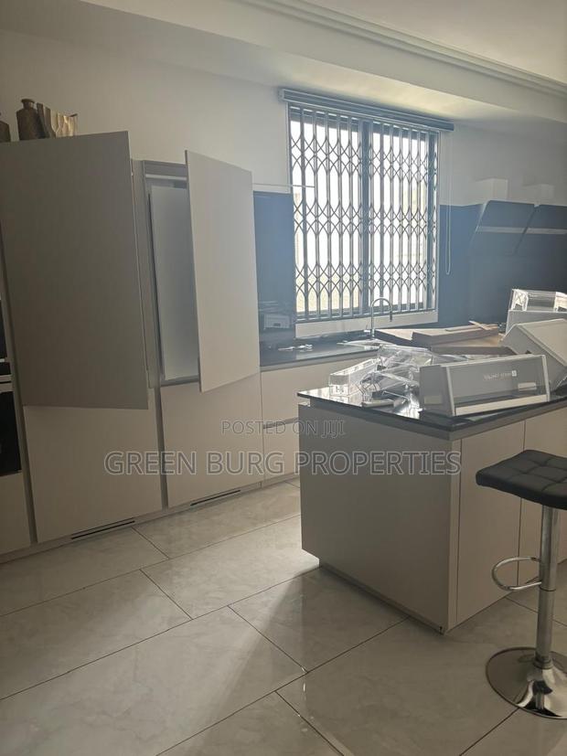 5bdrm House in East Legon for rent photo 19