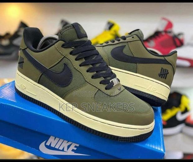 Nike X Undefeated Air Force 1 Low SP "Ballistic" · Photo 4