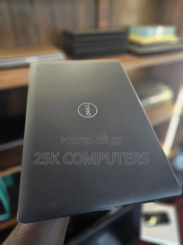 Laptop Dell Latitude 3520 16GB Intel Core I7 SSD 256GB photo 3