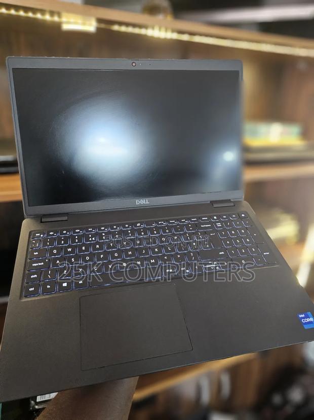 Laptop Dell Latitude 3520 16GB Intel Core I7 SSD 256GB photo 4