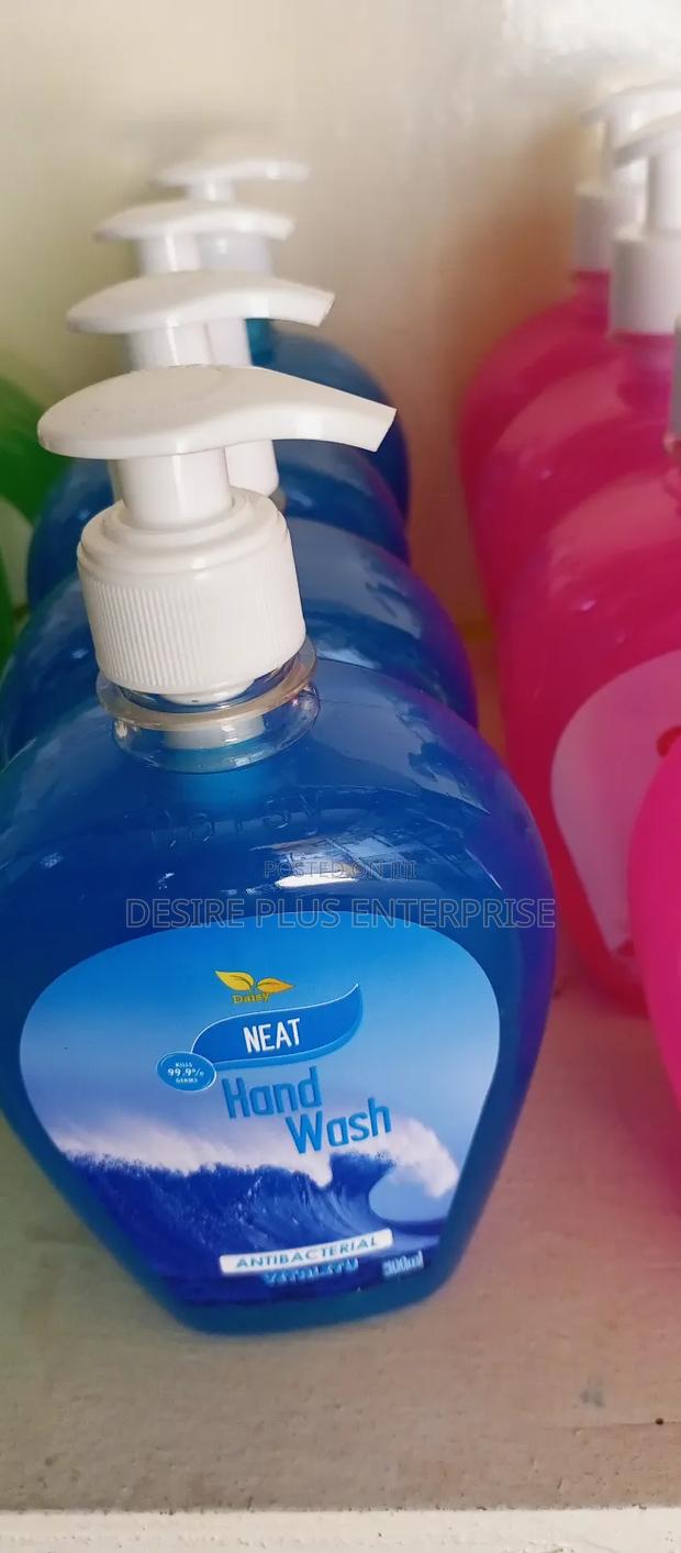 Neat Antibacteria Hand Wash Soap photo 2