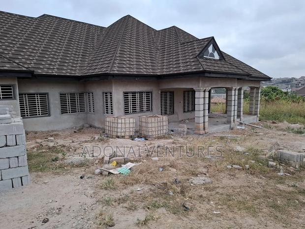 Full Plot of Land for Sale in Santasi Anyinam a 1 · Photo 1