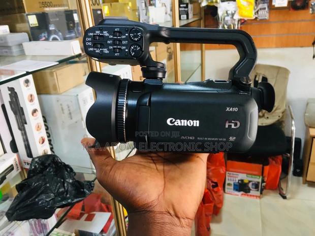 Canon XA10 Video Camera: Compact Power, Professional Results · Photo 2
