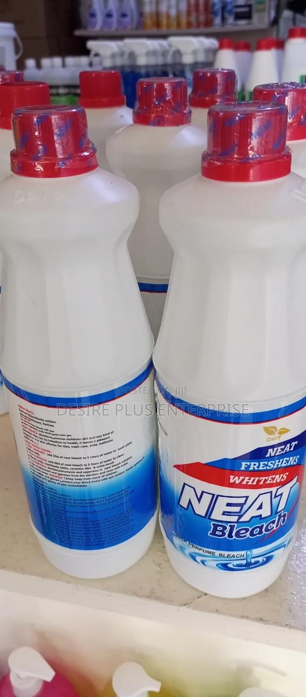 Neat Laundry Bleach photo 3