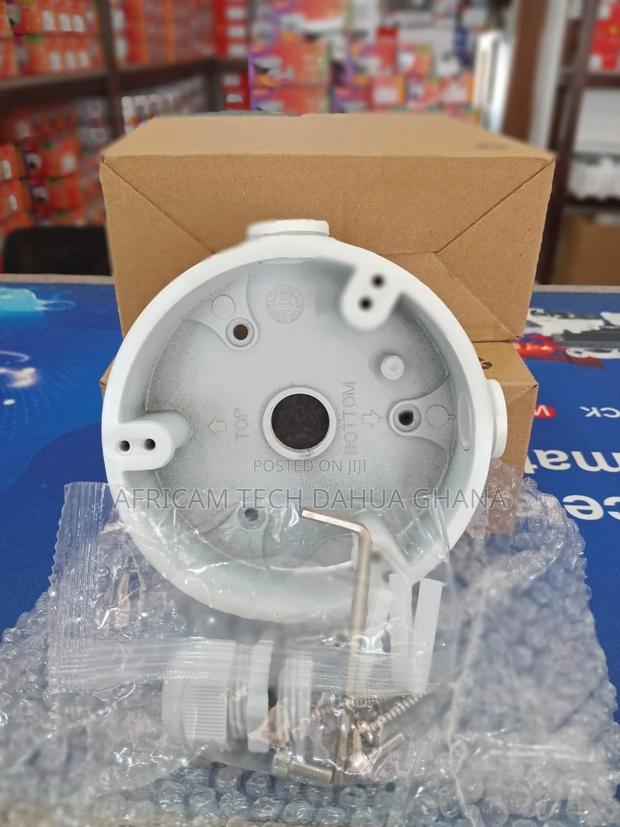 Dahua Aluminum Junction Box · Photo 4